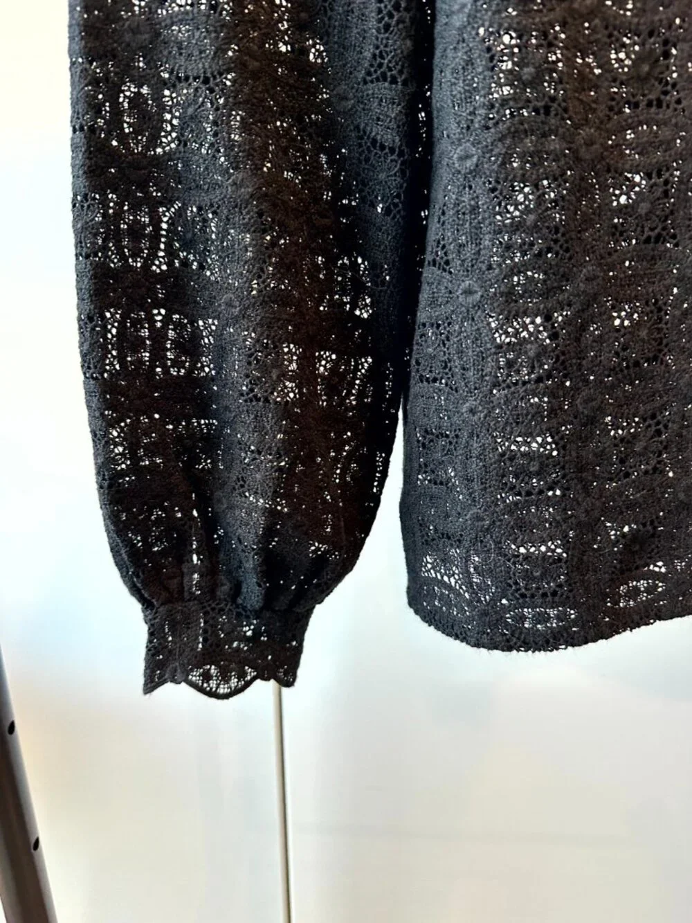 NWOT - Sezane - Gaya Lace Blouse - Size 4 - Picture 4 of 7